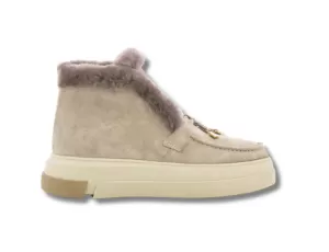 WOMEN FLAT BOOTS