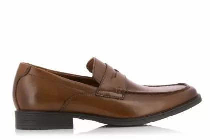 Мъжки клсически обувки без връзки CLARKS - 26131576-tanss18