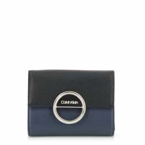 Дамски портфейл CALVIN KLEIN
