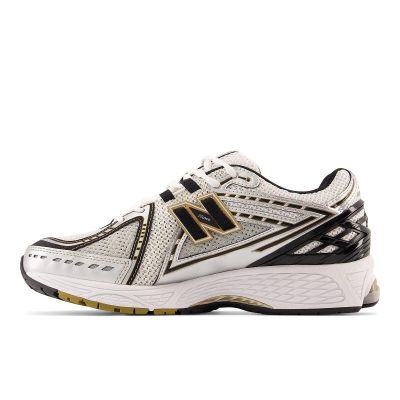 Мъжки Сникърс NEW BALANCE - M1906RA WHITE