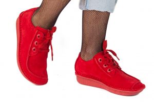 Дамски обувки с връзки CLARKS - 26135727-redaw18