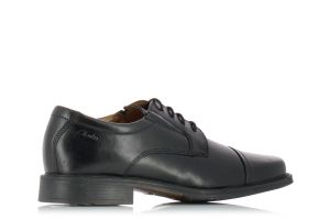 Мъжки класически обувки CLARKS - 26110304-blackss17